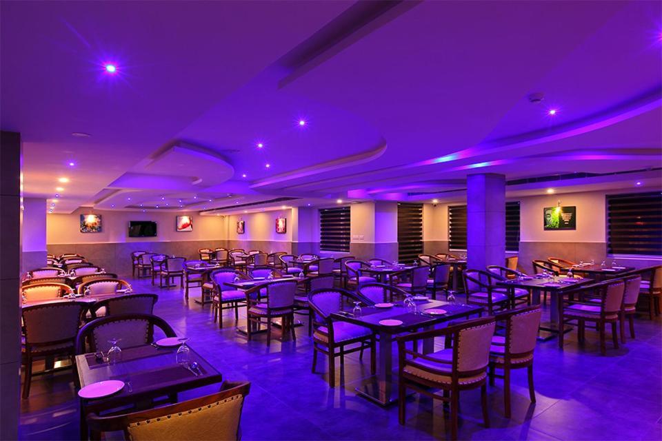 Lumbini Supreme Otel Thrissur Dış mekan fotoğraf