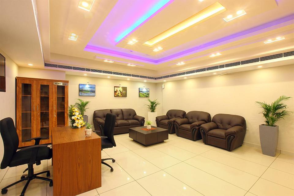 Lumbini Supreme Otel Thrissur Dış mekan fotoğraf